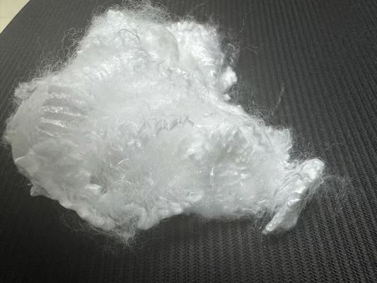 Καλή τιμή. Μια Κατηγορία Πολυεστέρα για ρούχα μωρών σε απευθείας σύνδεση
