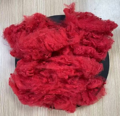 Καλή τιμή. Ανακυκλωμένη πολυεστέρα Staple Fiber 1.56D 38mm φωτεινό κόκκινο σε απευθείας σύνδεση