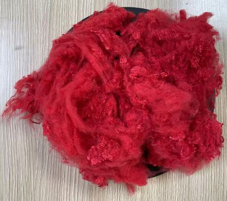 Καλή τιμή. Παρθένος πολυεστέρας Staple Fiber 1.56D 38mm φωτεινό κόκκινο σε απευθείας σύνδεση