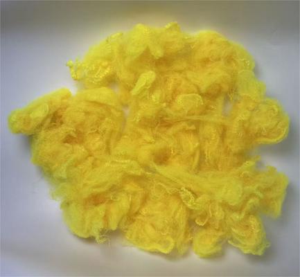 Καλή τιμή. Recycled Polyester Staple Fiber with 20-40% Elongation 32-152mm Cut Length and 0.15-0.3% Oil Content σε απευθείας σύνδεση